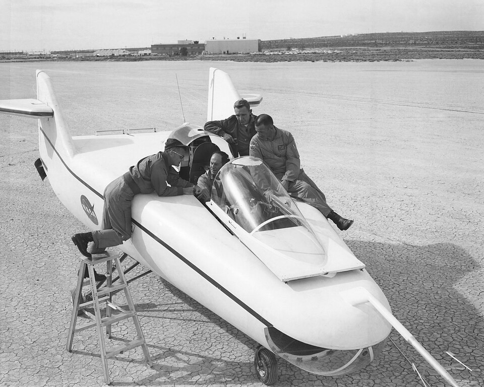 El M2-F1 antes de volar