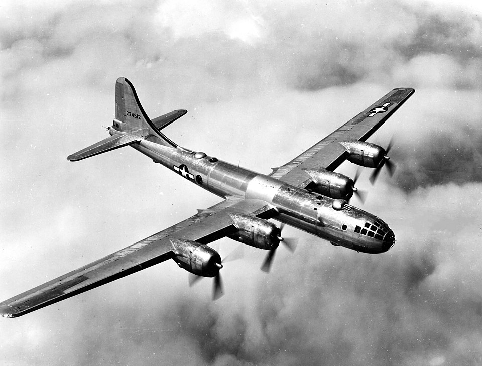 un boeing B-29 de antes de la reorganizacion